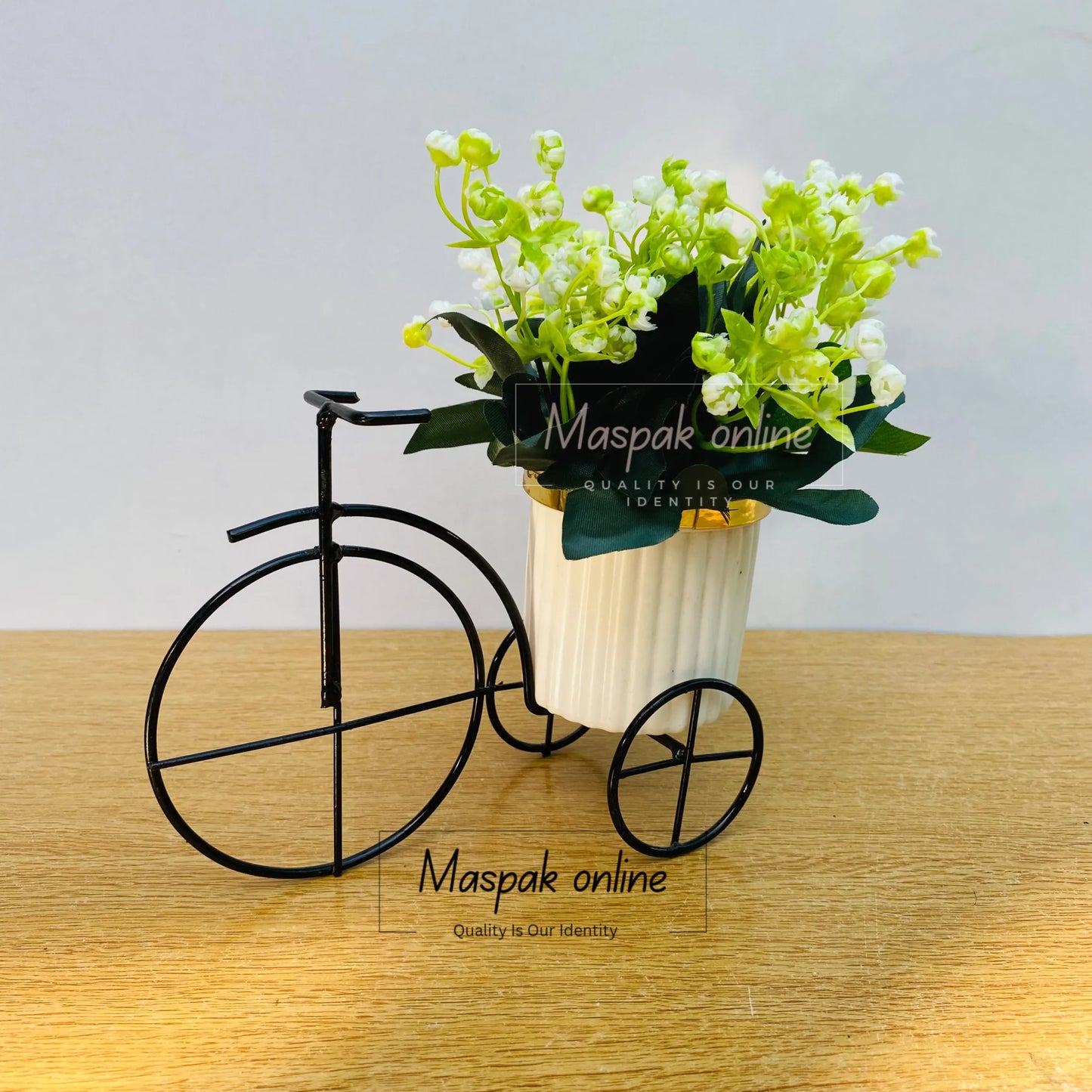 Iron Metal Floral Cycle Decoration With Artificial Flowers Bicycle Woven Flower Basket Flower Vase for Home Wedding Decoration Best For Gift Home Deoration