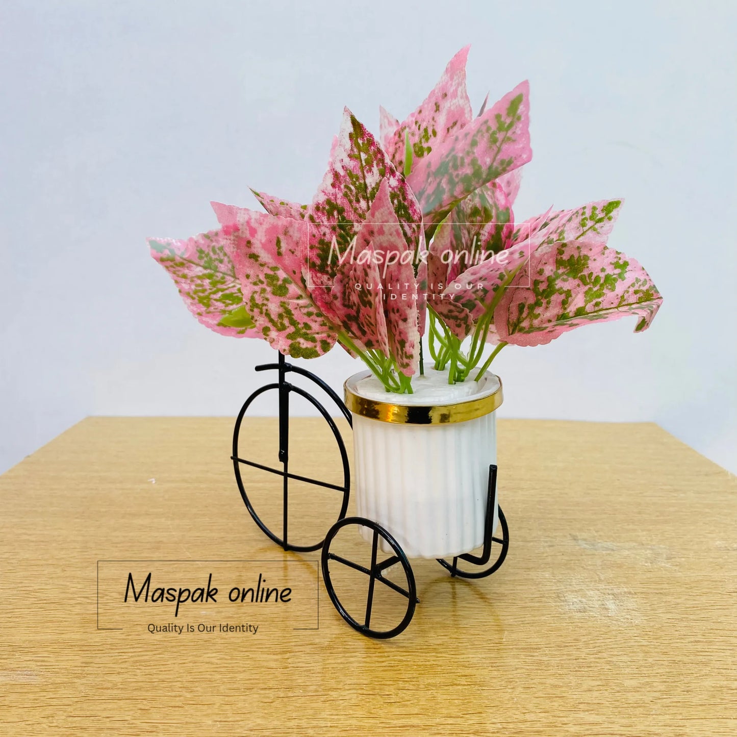 Iron Metal Floral Cycle Decoration With Artificial Flowers Bicycle Woven Flower Basket Flower Vase for Home Wedding Decoration Best For Gift Home Deoration